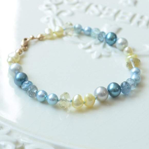 Hand Knotted Pearl and Aquamarine Bracelet - Handmade - Picture 2 of 14